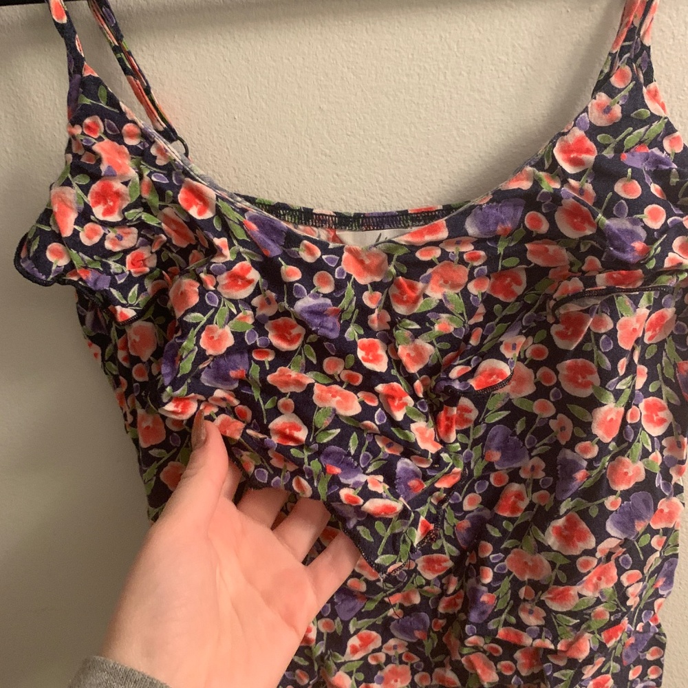 Floral Top - Picture 3 of 3